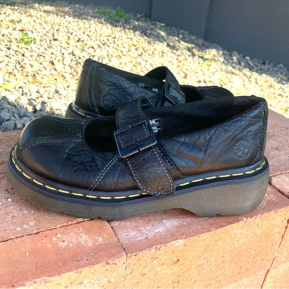Dr. Martens vintage Mary Jane’s (style #12277) - Picture 3 of 10